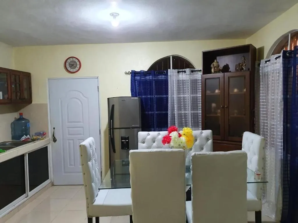Villa En Residencial Boca Chica